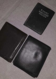 2 Wallets 1 Pocket One Empty Compact Box