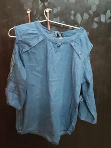 Women&#39;s Top Denim