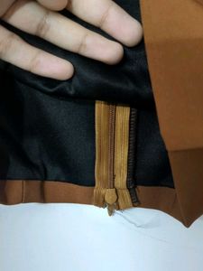 Chic Two-Tone Crop Top