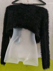 H&amp;M Fluffy Black Cropped Cardigan