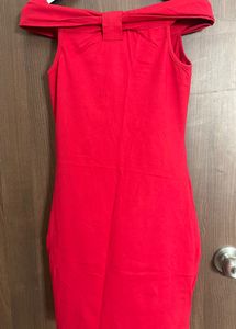 Off shoulder Red One Pic