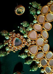 Kundan Necklace &amp; Earring Set