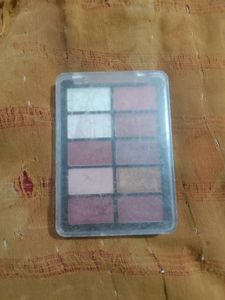 Eye Shadow Plate