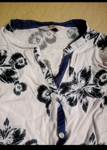 Printed white shirt 🤍