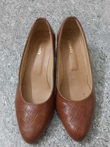 Brown Court Shoes