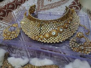 Golden Jewellery Set (Necklace)