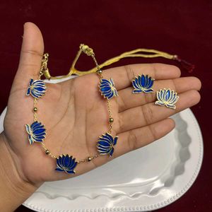 Lotus Necklace &amp; Earring Set
