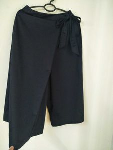 Uniqlo Wrap Culottes