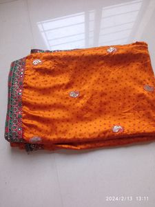 Saree Bandhani