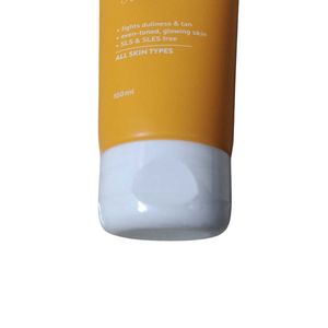 Dot And Key Facewash