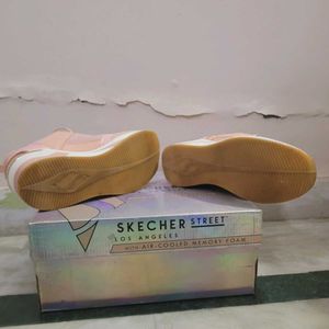 Skechers Women&#39;s Million Air - Up