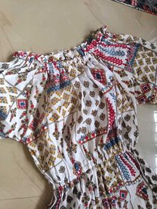 🎉🥳5 Combo Dresses....