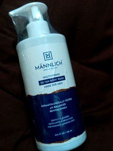 MANNLICH De-Tan Body Wash