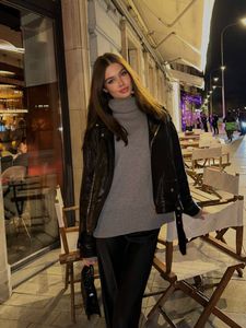 Women’s bomber jacket