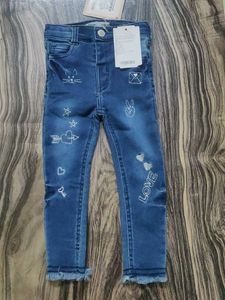 Girls' Graphic Embroidered Jeans