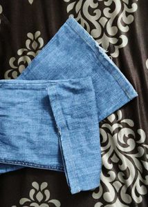 Uniqlo Low-Rise Bootcut Light Blue Jeans