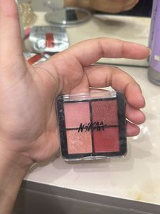 nykaa eyeshadow