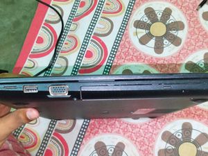 DELL VOSTRO 15 3000 i3