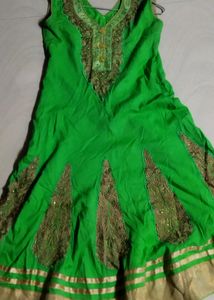 Like New Top With Dori