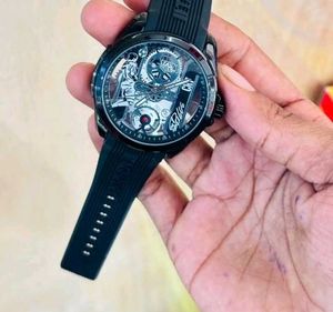 CR7 WATCH