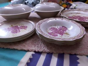 Dinnerware Set