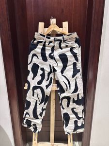 Trendy Patterned Casual Brand New Jeans