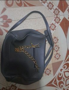 Slingbags😵