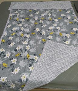 Tulip Quilt (Single)
