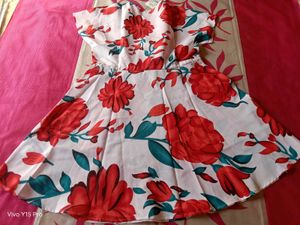 Floral Print Mini Dress 🛍️