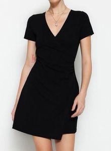 Black bodycon dress