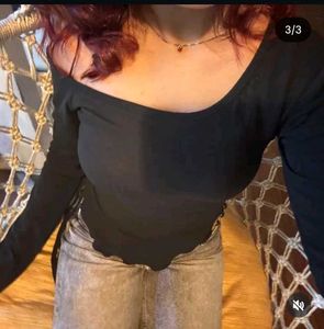 Chic One-Shoulder Black Top