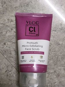 VLCC ProYouth Face Scrub