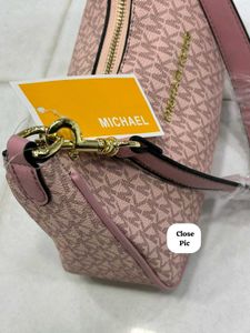 *MICHAEL KORS**12A MK SHOULDER BAG AND LONG BELT S