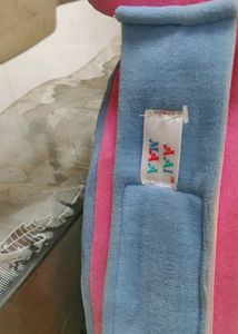 Feeding Pillow With A Freebie For The Baby