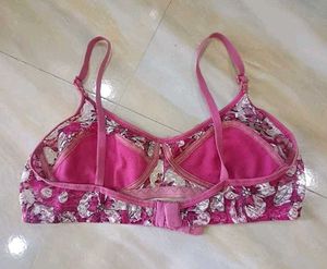 🩷🌟Floral Print Bra🌟