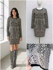 abstract woolen bodycon dress for winter fun