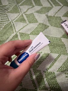 Vaseline Lip Care - Total Moisture