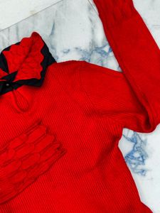 Chic Red Sweater Outfit
