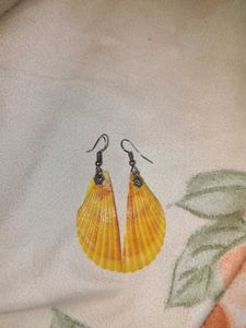 Seashell Dangle Earrings