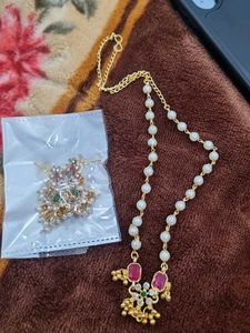 Elegant Necklace & Earring Set