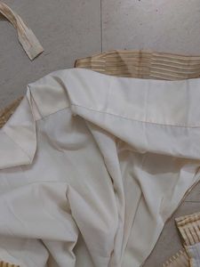 Pack Of 2 Curtains 1 Free