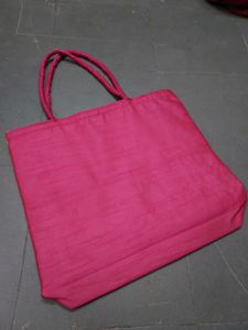 Women&#39;s Pink Embroidered Sling Bag