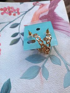Hoop Earings