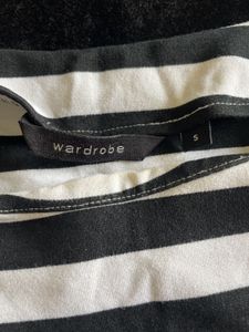 Black And White Stripe Top