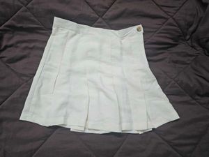 Solid Off-White Pleated Skirt