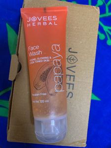 Jovees Herbal Face Wash