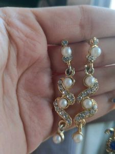 Elegant Pearl &amp; Blue Floral Drop Earrings
