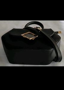 ₹250 • Black Diamond Bag 👜