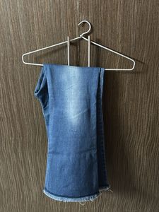Cropped Flare Hem Jeans
