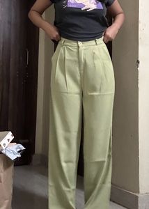 Pleated Pattern Pants